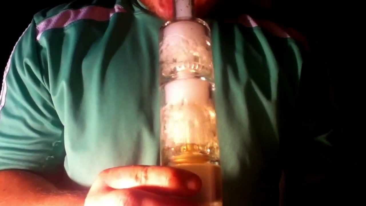 Biggest Glass VapBong Hit!!