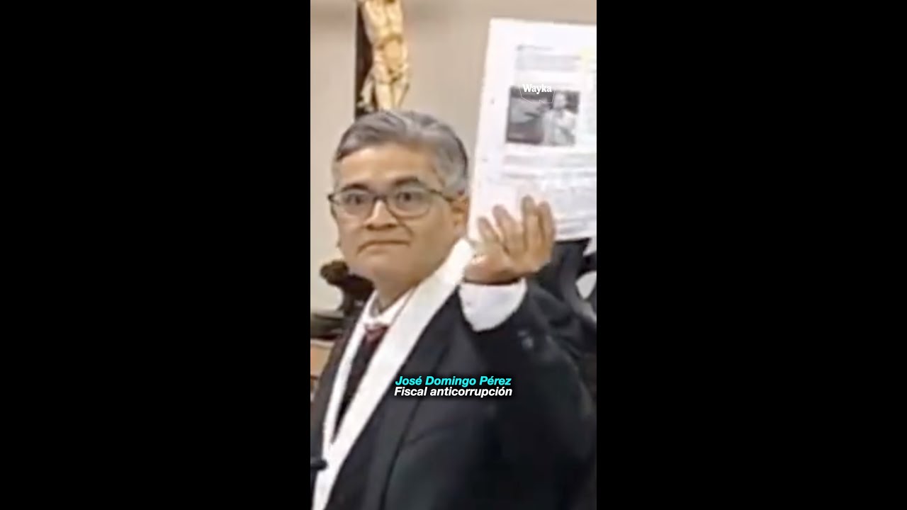 Fiscal Jos&eacute; Domingo P&eacute;rez encara a congresista Alejandro Mu&ntilde;ante en Comisi&oacute;n Lava Jato