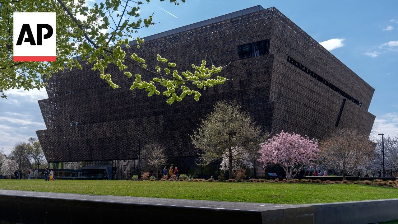 White House reviews Smithsonian museums to align with Trump's interpretation of history