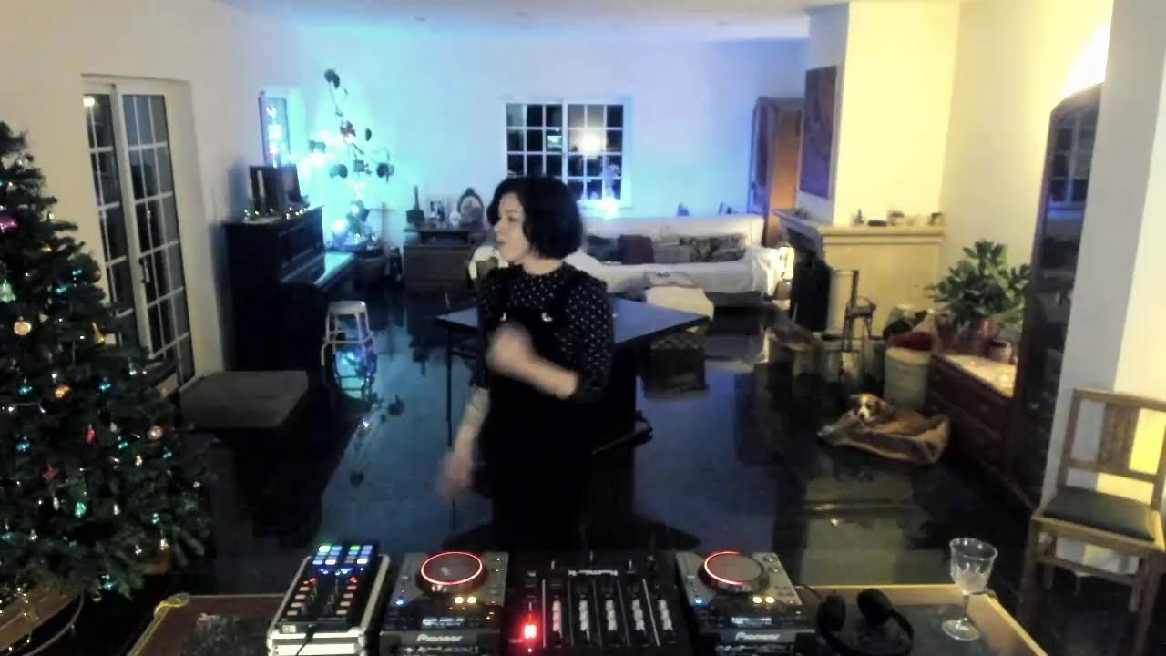 Risky Romy _ Live