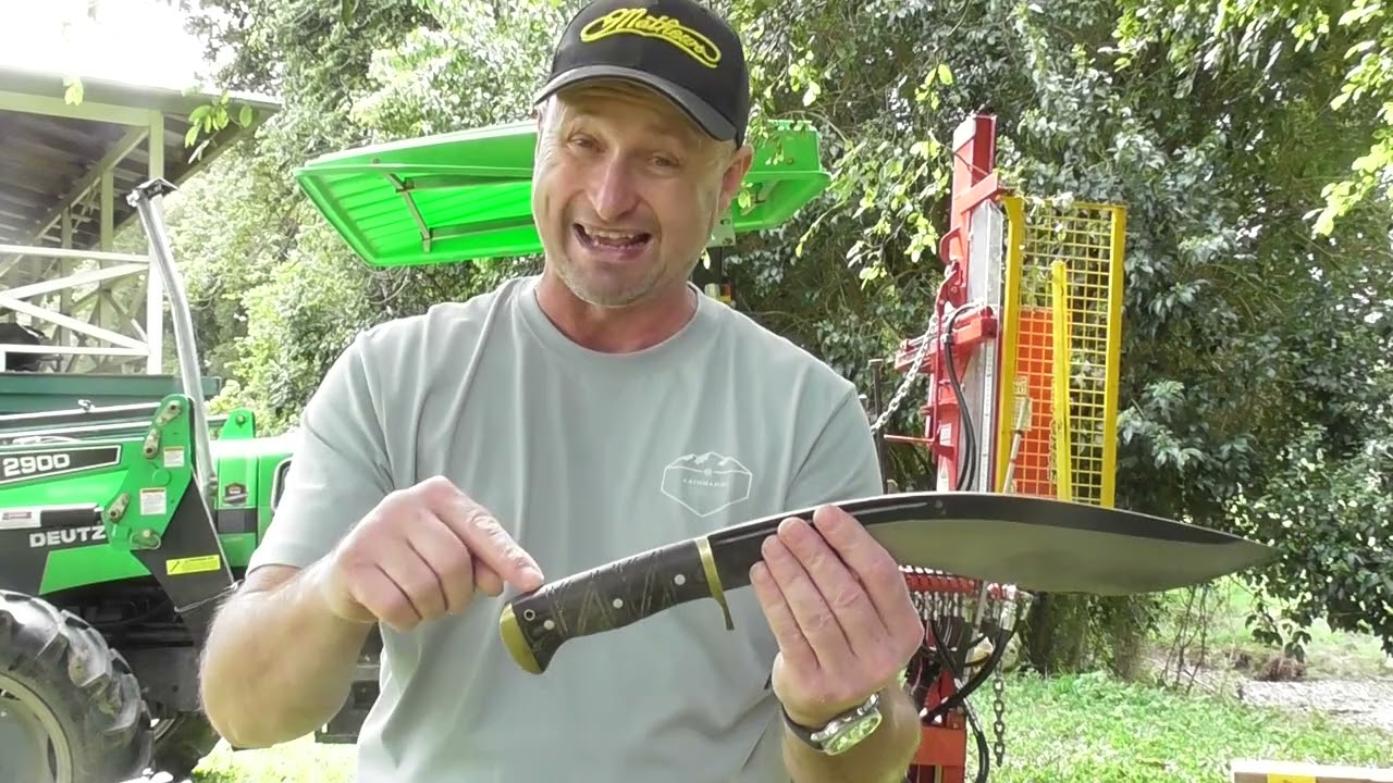 Khukuri Hardwood Chop Test