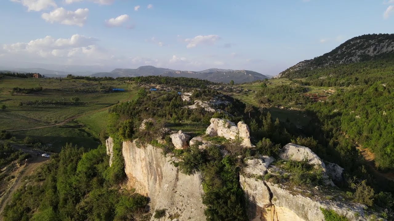 Manavşa kalesi Değirmençay zirvesinde