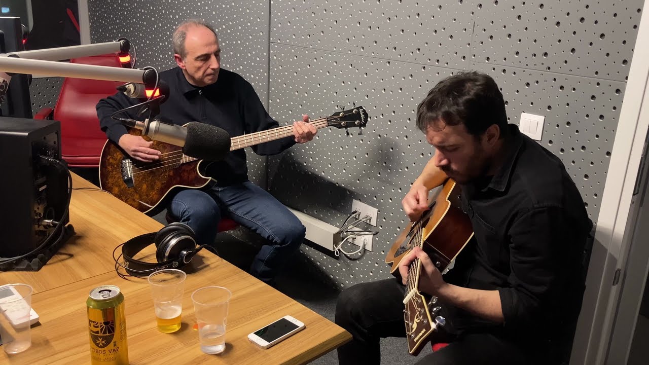 Γιώργος Καρράς - Θηρίο Αγαπημένο (Live & Acoustic at 105.5 Rock)