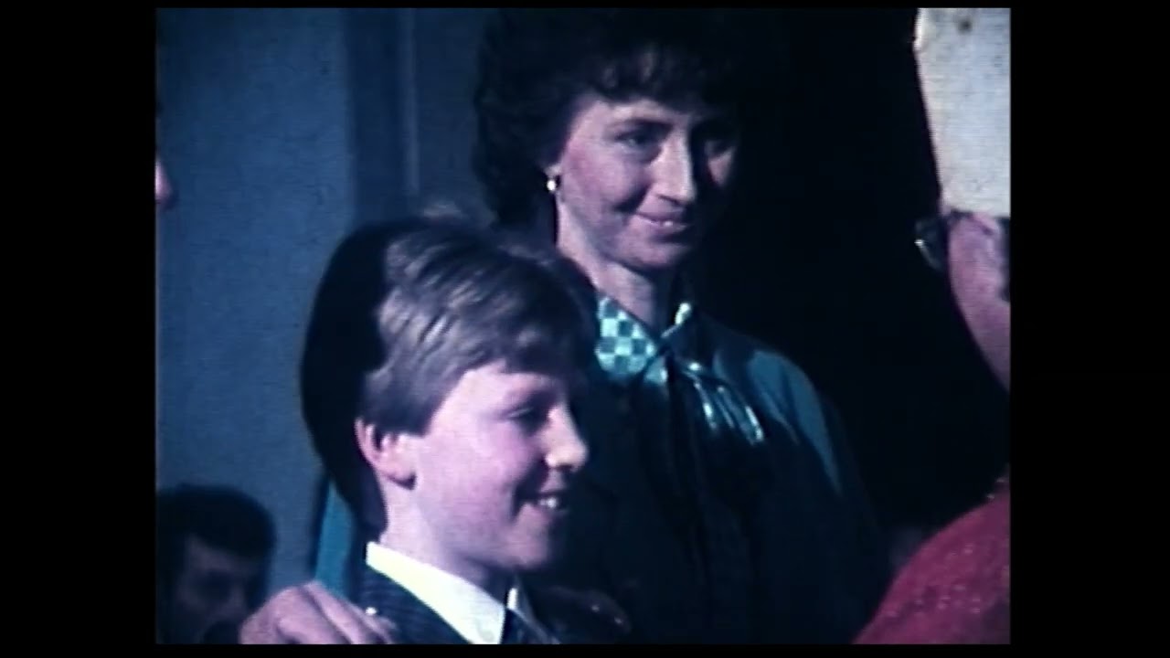 Plechtige communie Ramsel 1986 (uit Ramselse Filmclub Film 4 Verschillende activiteiten 1986)