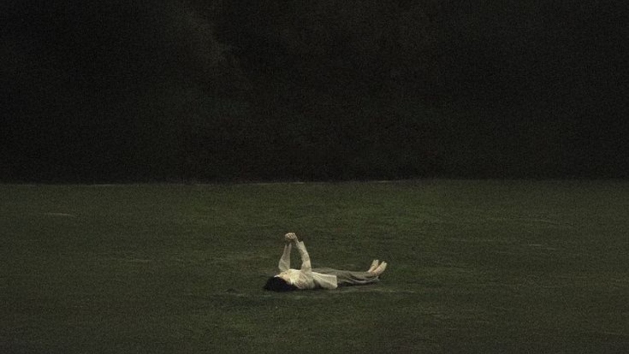 sad playlist to cry when you're broken
