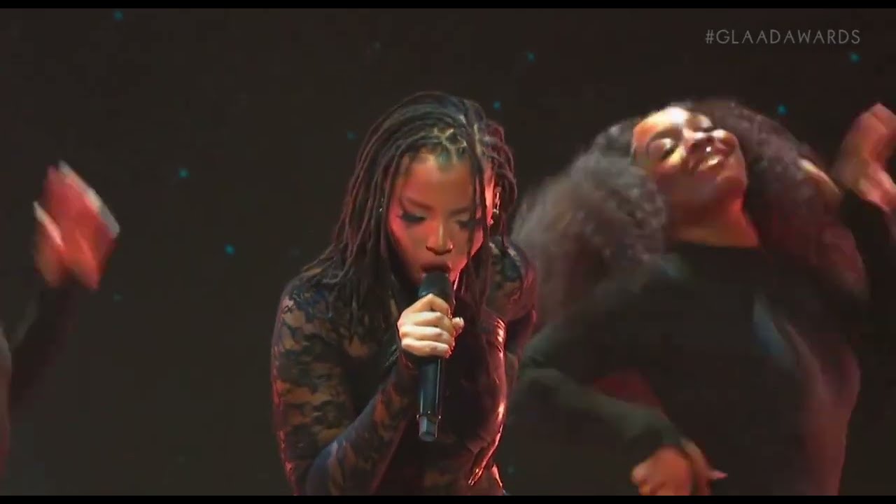 Chloe Bailey - FYS (Live At The GLAAD Media Awards)