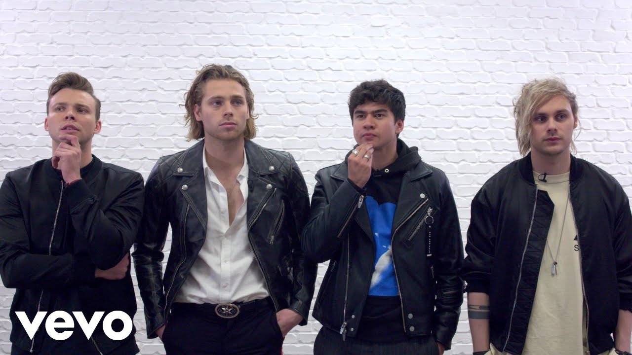 5 Seconds of Summer - The Meme Review with 5SOS