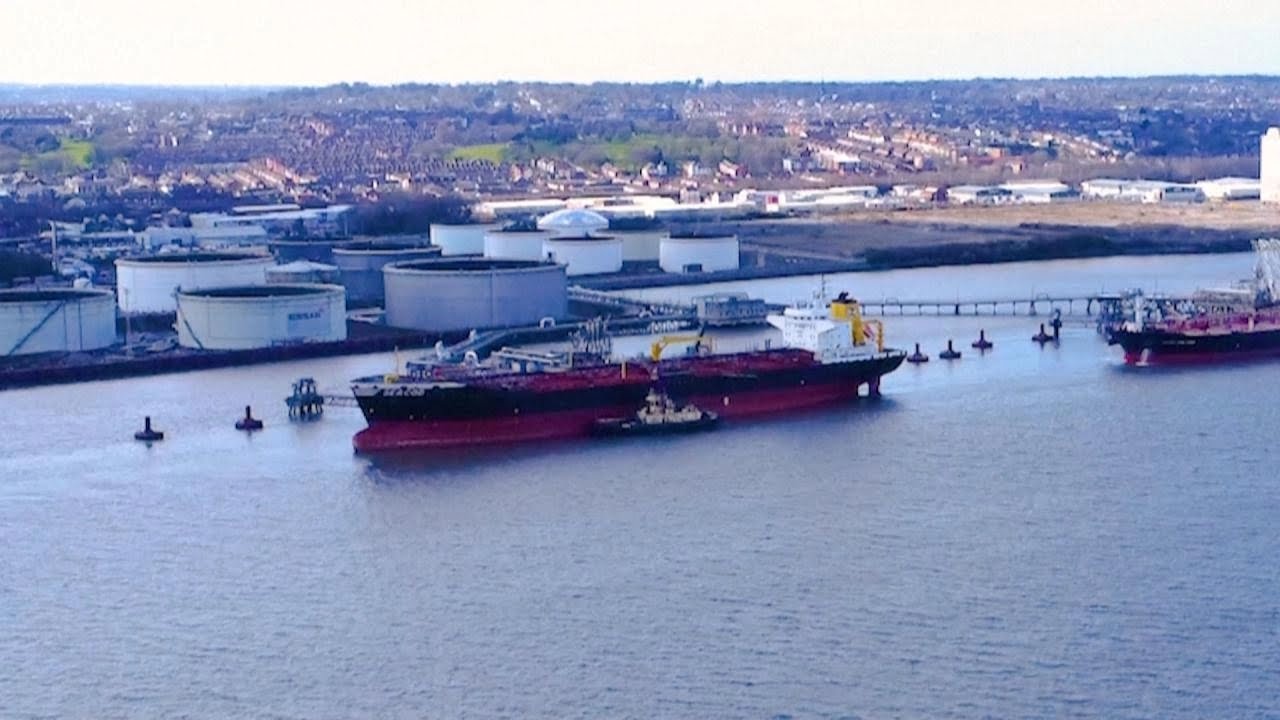 Russian oil price cap and EU embargo come into effect &bull; FRANCE 24 English