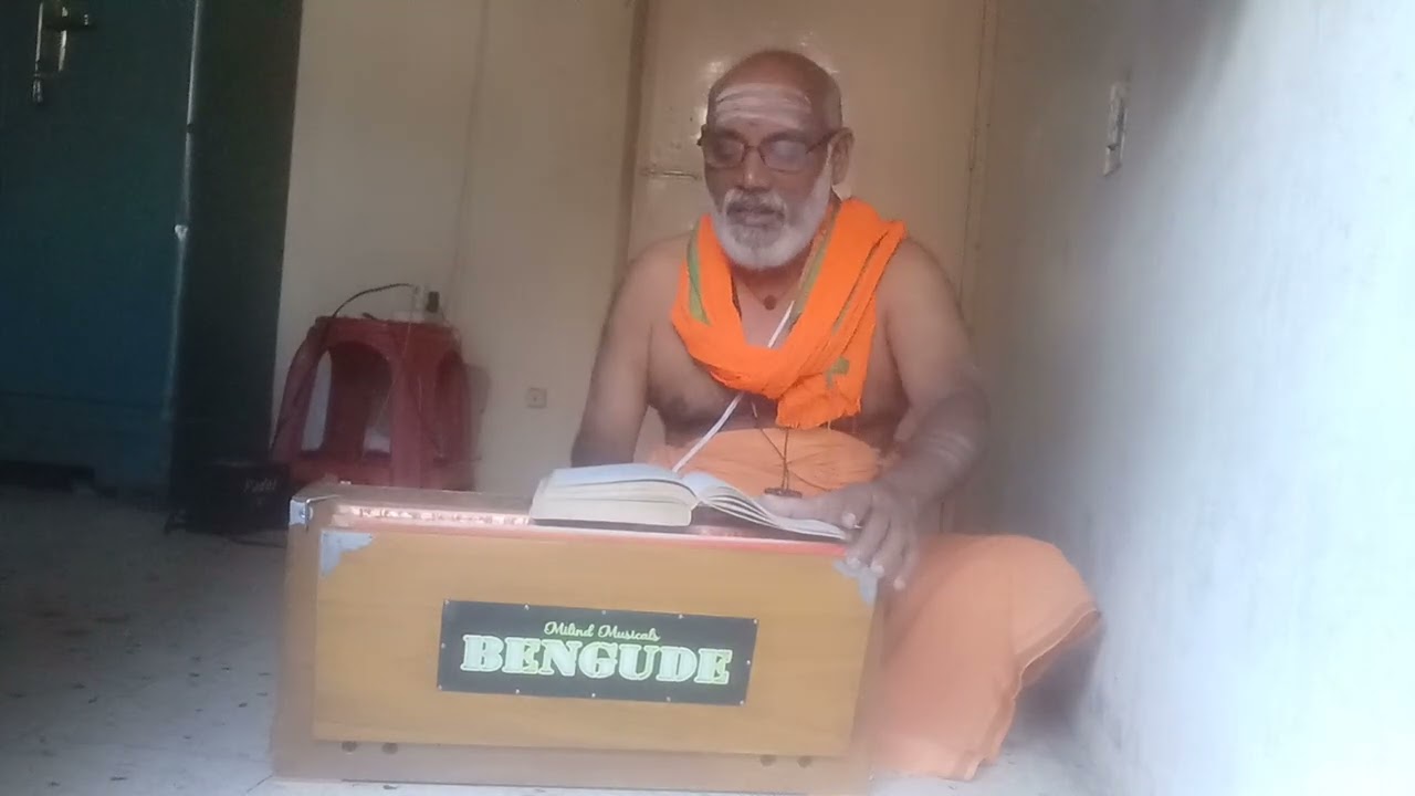 Enu Dhanyalo Lakumi   Swami Purandara Dasaru Keerthanam. Raagam  Kalyani