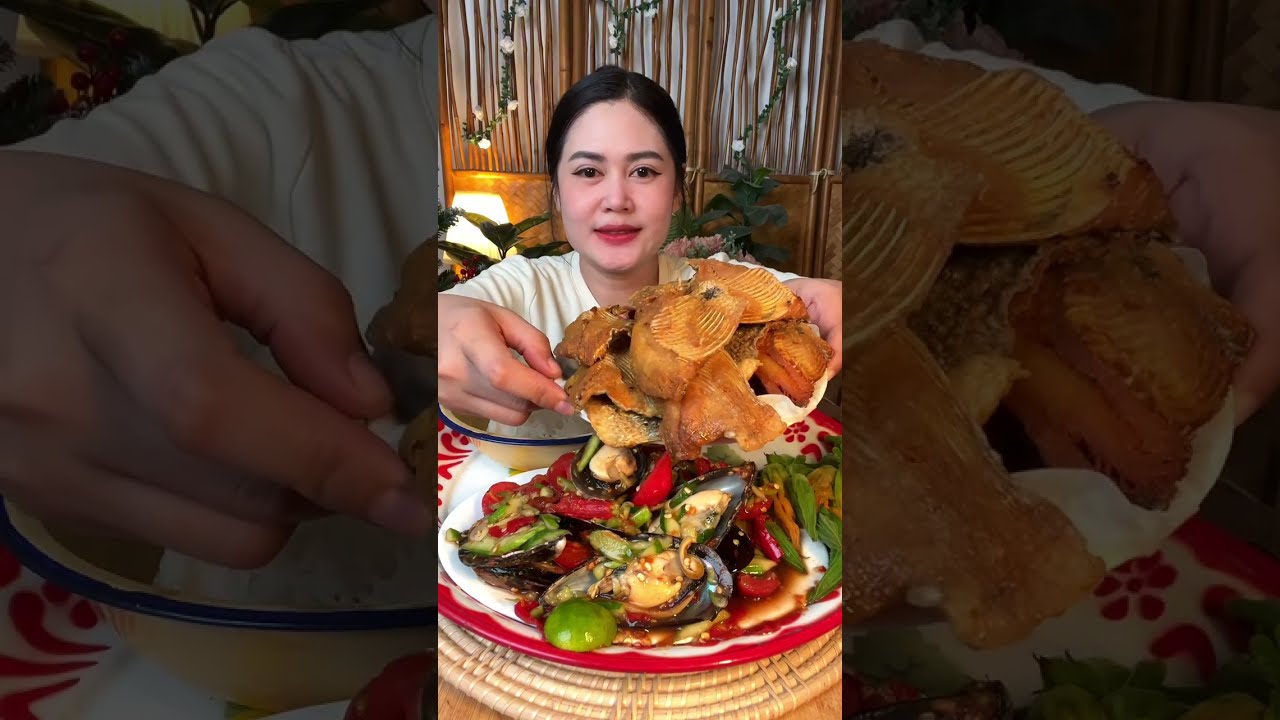 ตำแตงนัวๆใส่หอยแมลงภู่ กินกับปลานิลแดดเดียวทอดกรอบๆ อร่อยมากจ้า