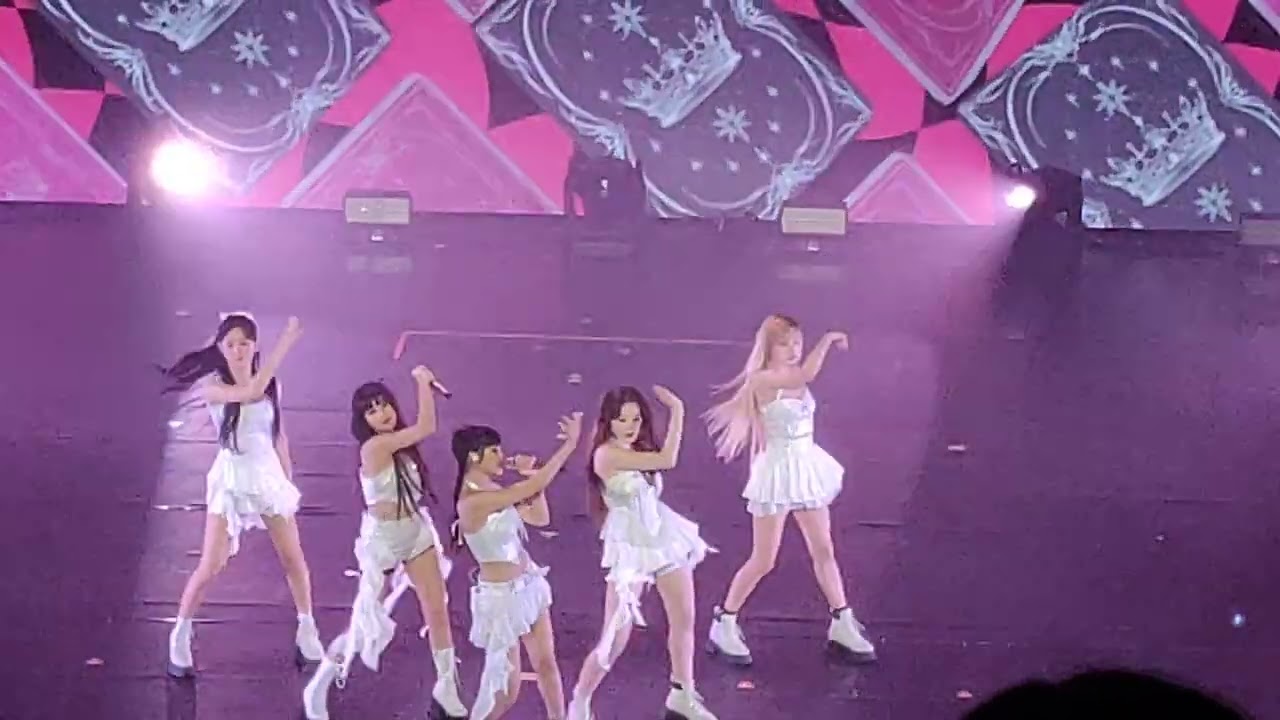 GIdle - Queencard at Fox Theater on Aug 15, 2023