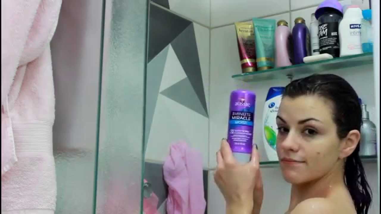 Rotina de Banho ♥ Cuidados Com o Cabelo, Corpo, Rosto + Cachos Sem Calor | Mari Santarem