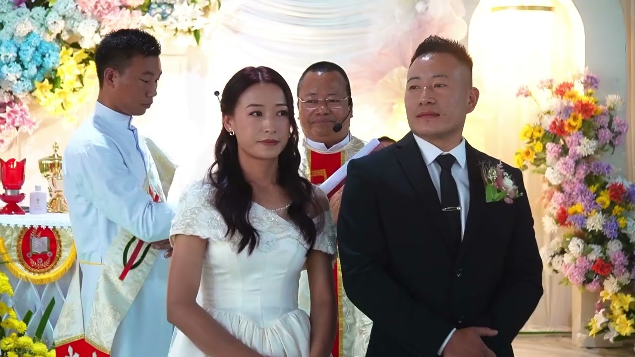 Chakhesang wedding of Zavekho & Zhovelu