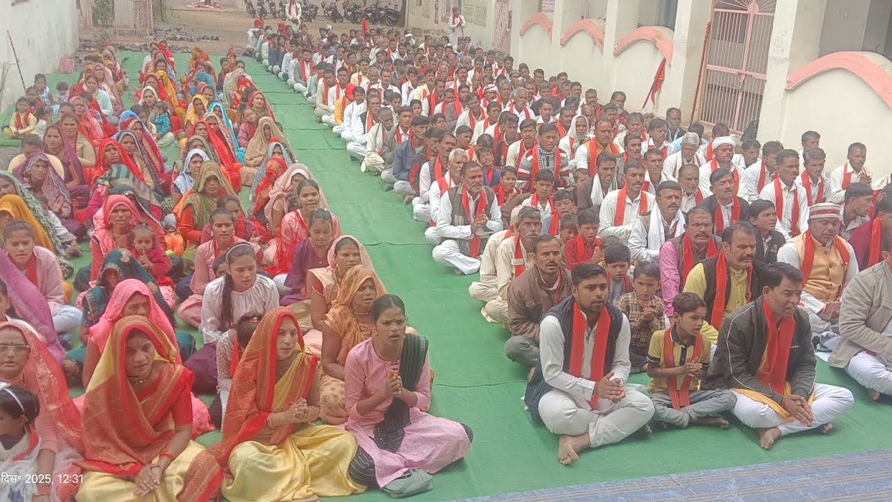 बटियागढ में जनपद पंचायत प्रांगण में महाआरती कृम संपन्न हजारों मां भक्तों ने लिया लाभ bmks 