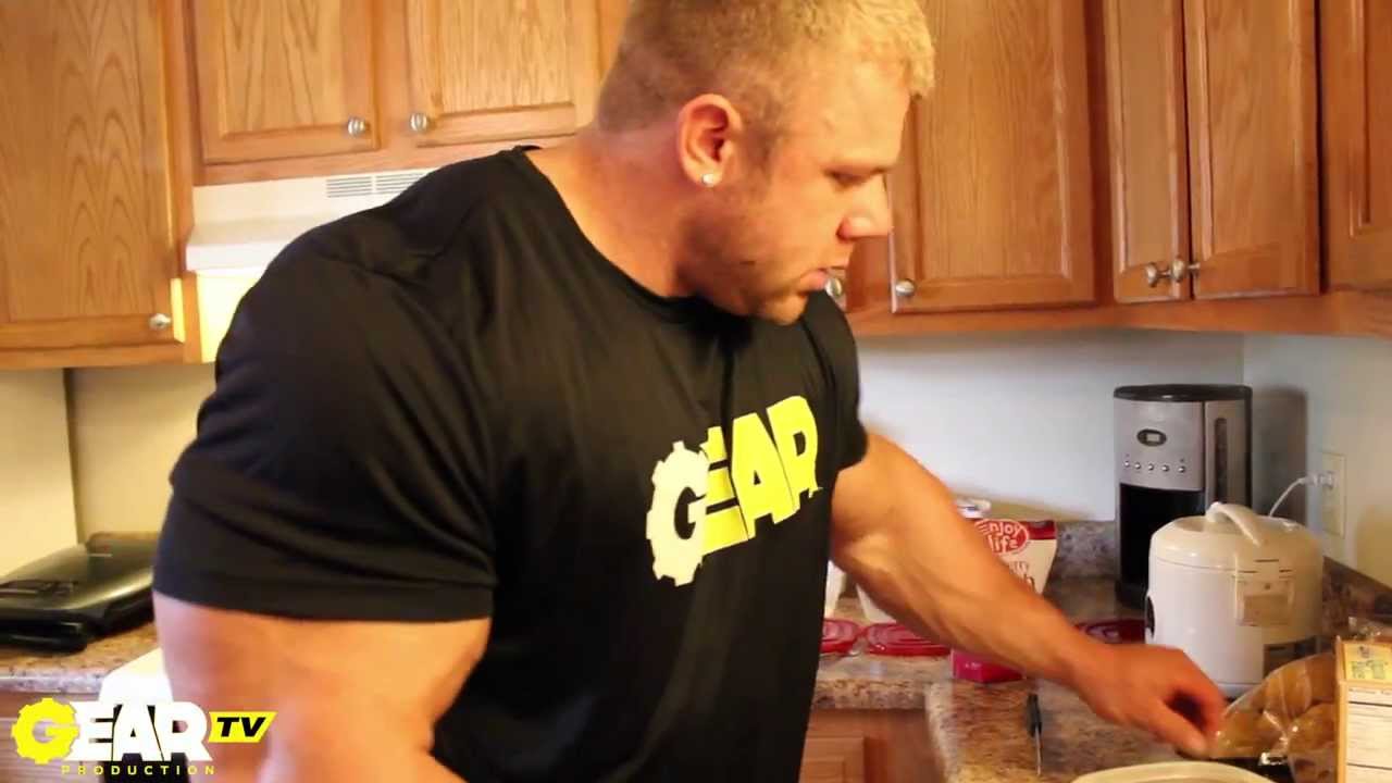 Bodybuilder Justin Compton Food Prep - part 3 of 4