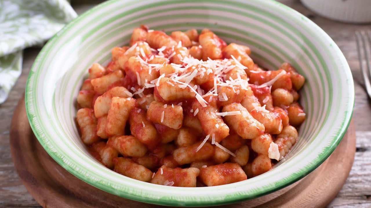 GNOCCHI DI PATATE: morbidi e Facili (senza uova!)