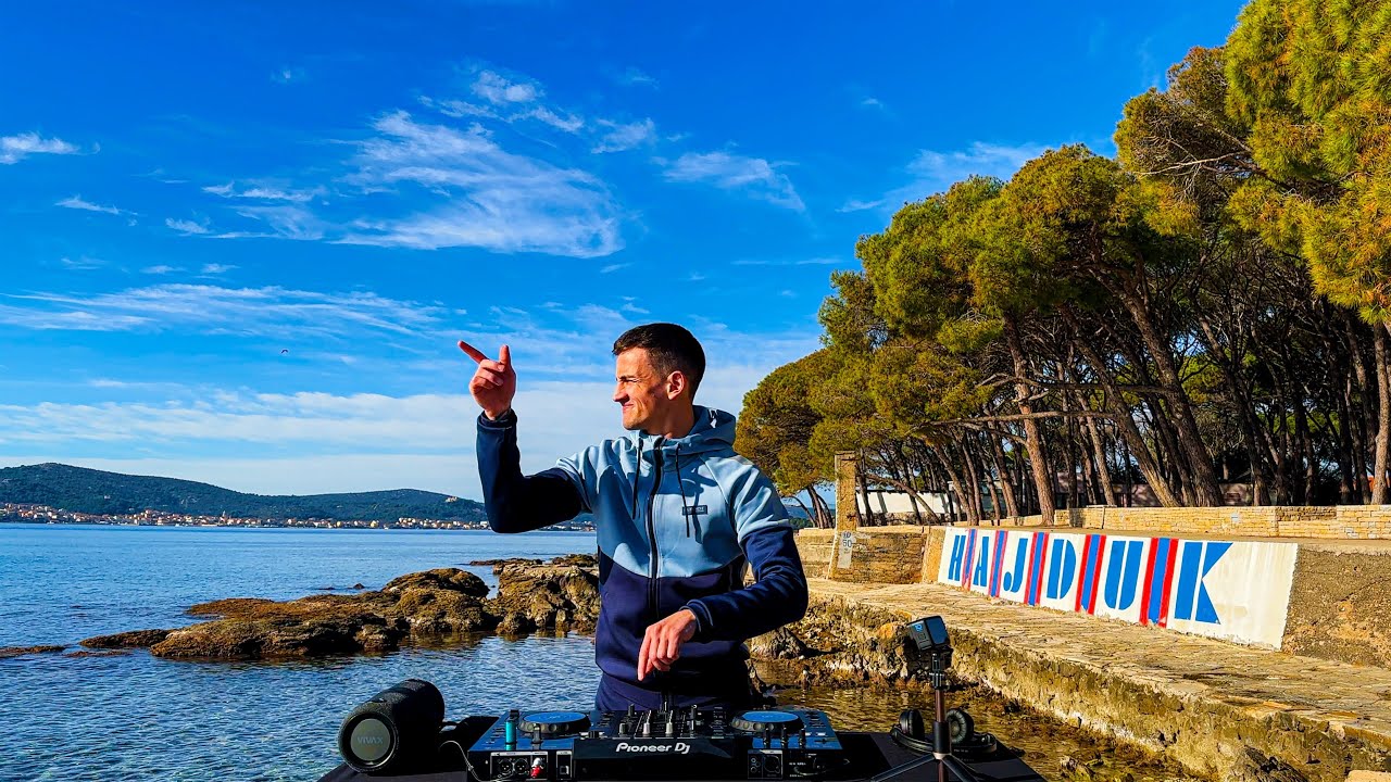 Raw Classic House Mix Set Selected by Felipe Grande