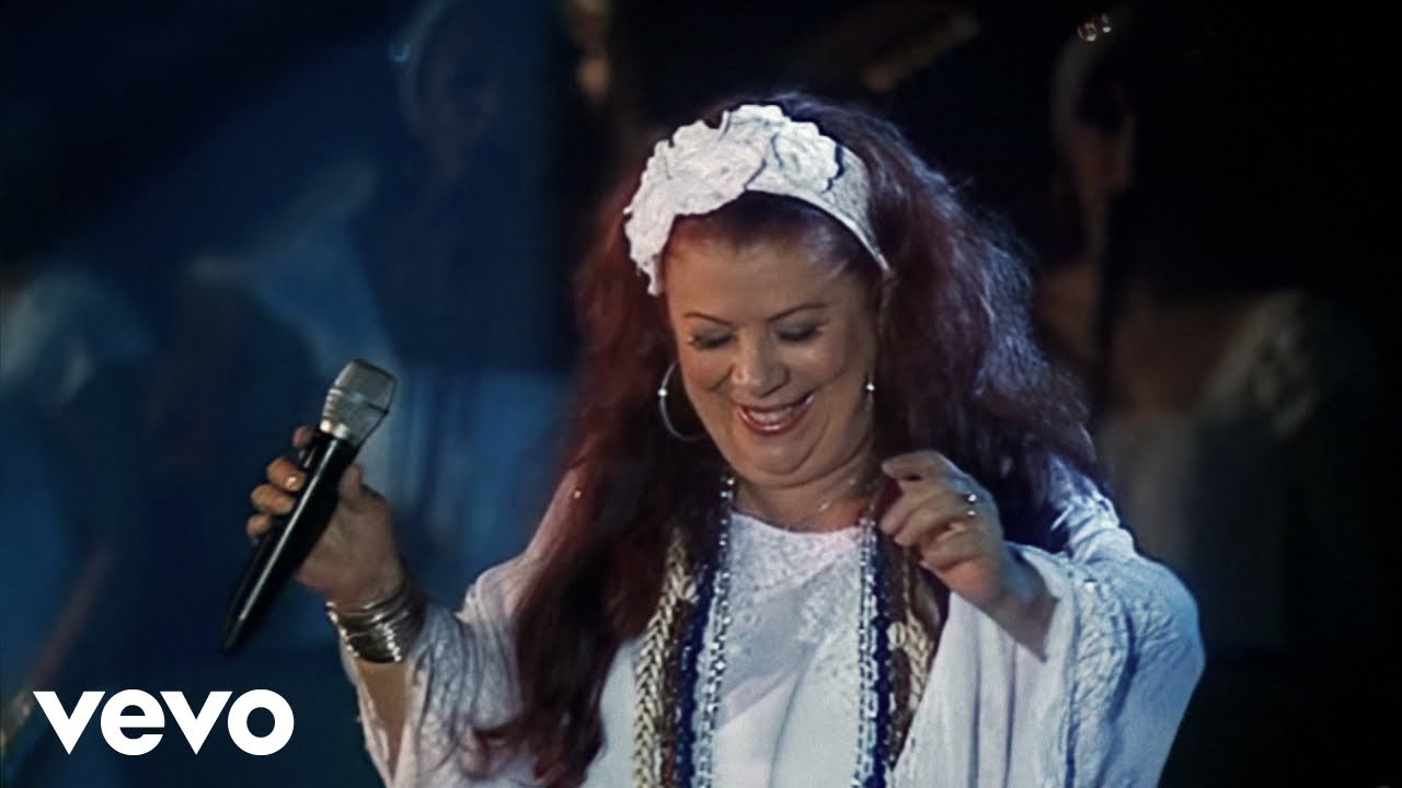 Beth Carvalho - O Samba Da Minha Terra (Ao Vivo No Teatro Castro Alves, Salvador, Brasil / 2006)