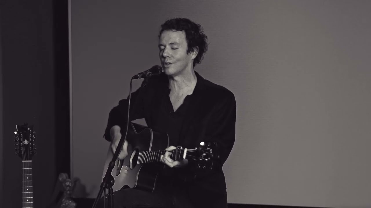 Ashton Nyte - Upon the Water [Private Acoustic Performance]