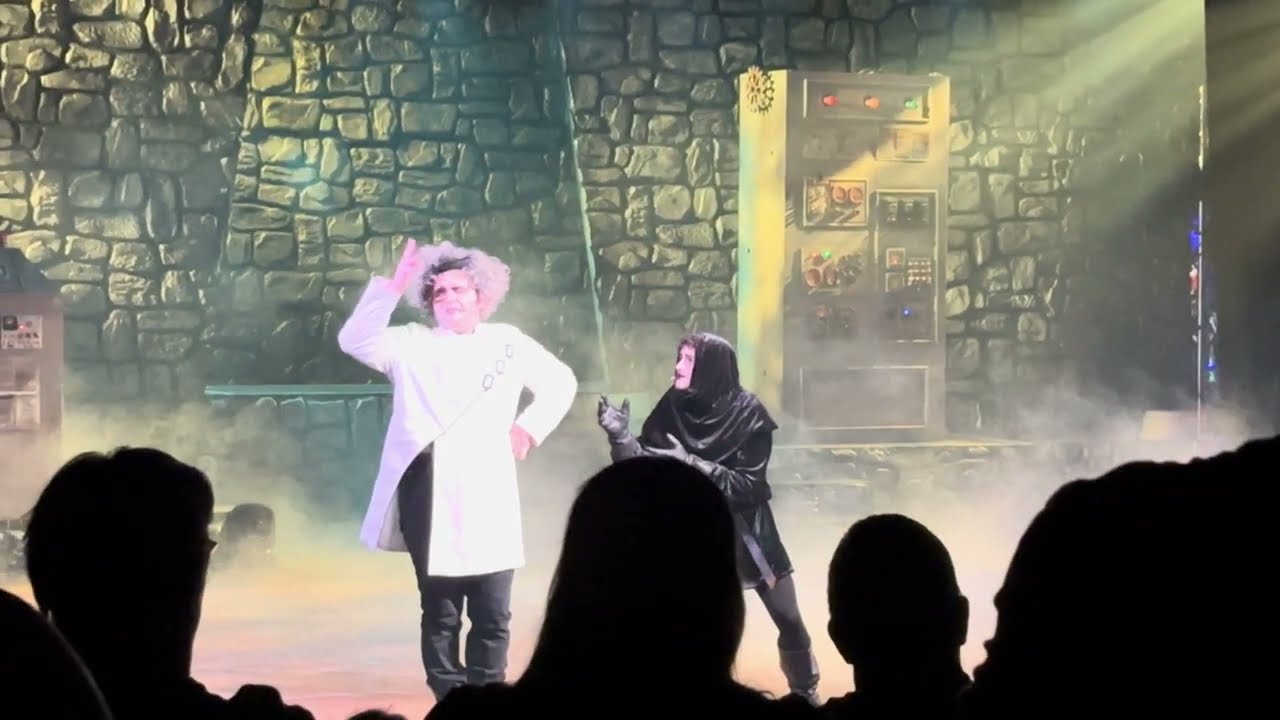 Fiends: The FREAKquel | Howl-O-Scream Williamsburg