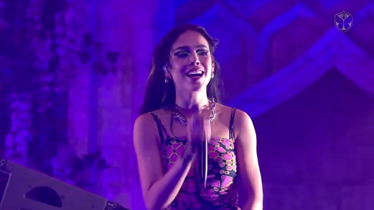 Steve Aoki, Danna Paola - Paranoia (Live from Tomorrowland)