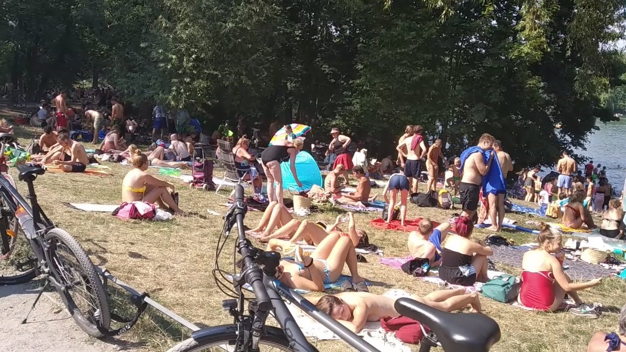 Midday Walk at Lake Weißensee in Berlin, Germany (Binaural Nature Sounds and ASMR Ambience)