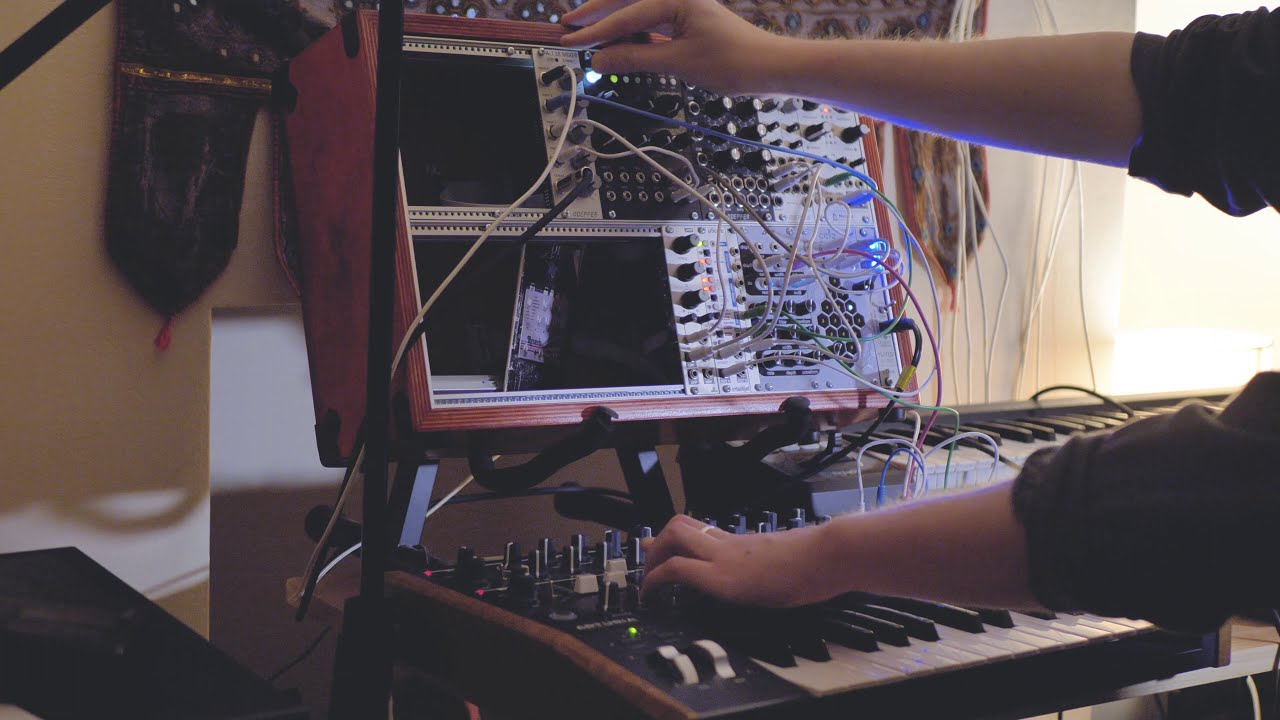A Swarm of Clouds | Ambient Synth Jam | Eurorack and Arturia MiniBrute 2