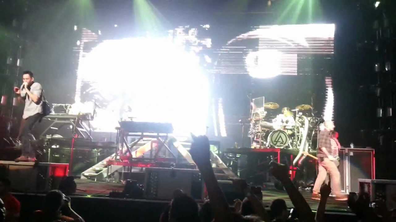 Linkin Park Live In Melbourne 27/02/13 - Intro & Faint