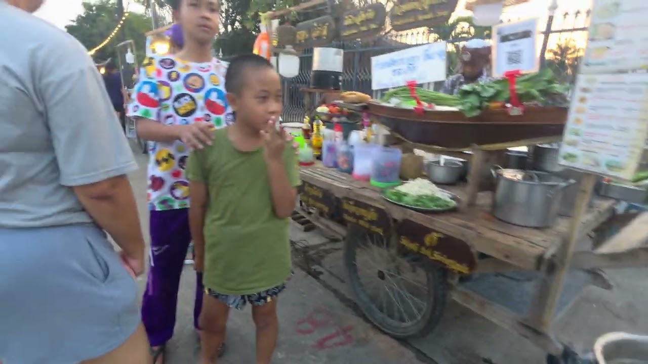 Evening night walk through Phitsanulok Thailand street food