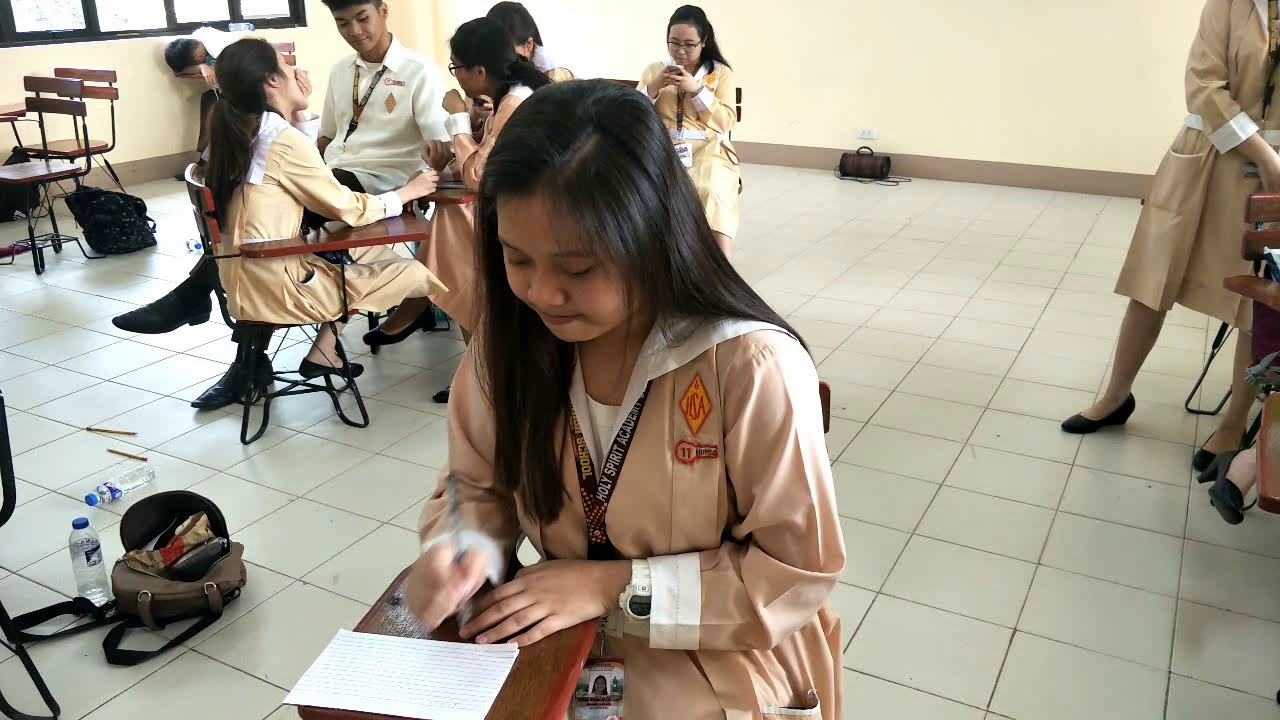 Estudyante Serye Bryan, Kriscia, Johanna, Janine
