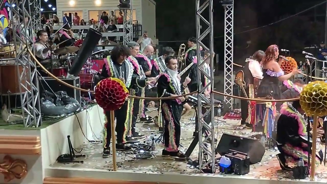 TURISMO - CARNAVAL DEL PAIS - COMPARSA PAPELITOS