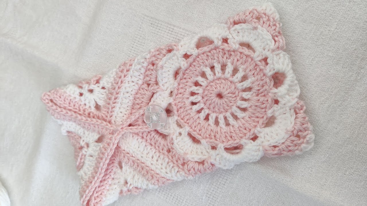 Tuto réaliser une jolie #Pochette avec des #Grannys au #crochet (Facile et rapide)🧶🪡❤️