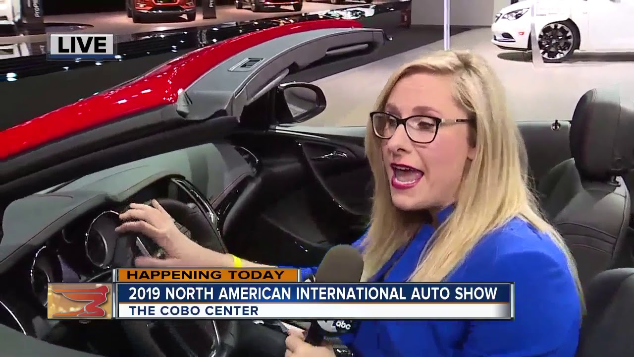 2019 Detroit Auto Show opens to public