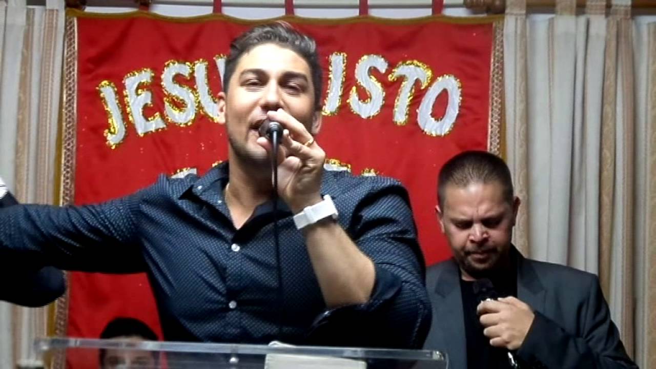 MIGUEL DE OLIVA  ..  TEMA  ADORENLE