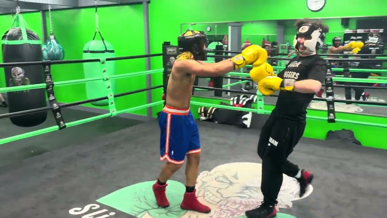 Coach Mike v Coach Justin