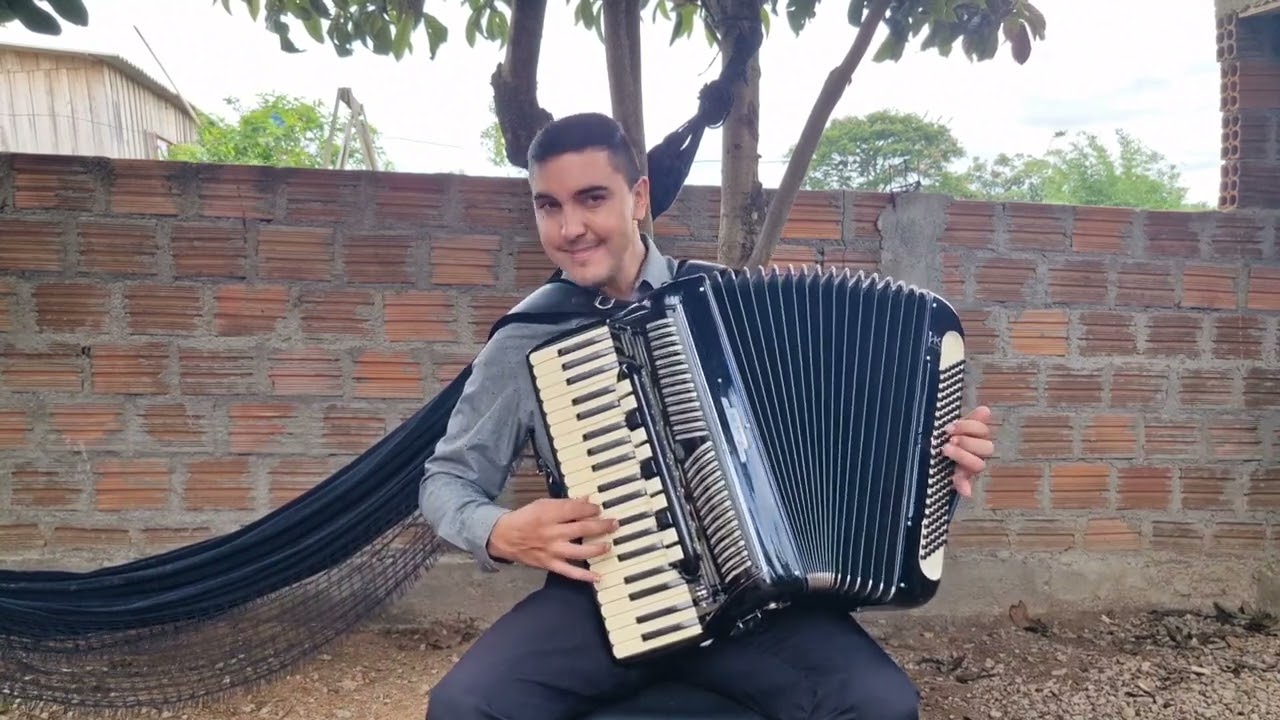 Siga em frente e não olhem para traz( @danielsantoseuemeuacordeon