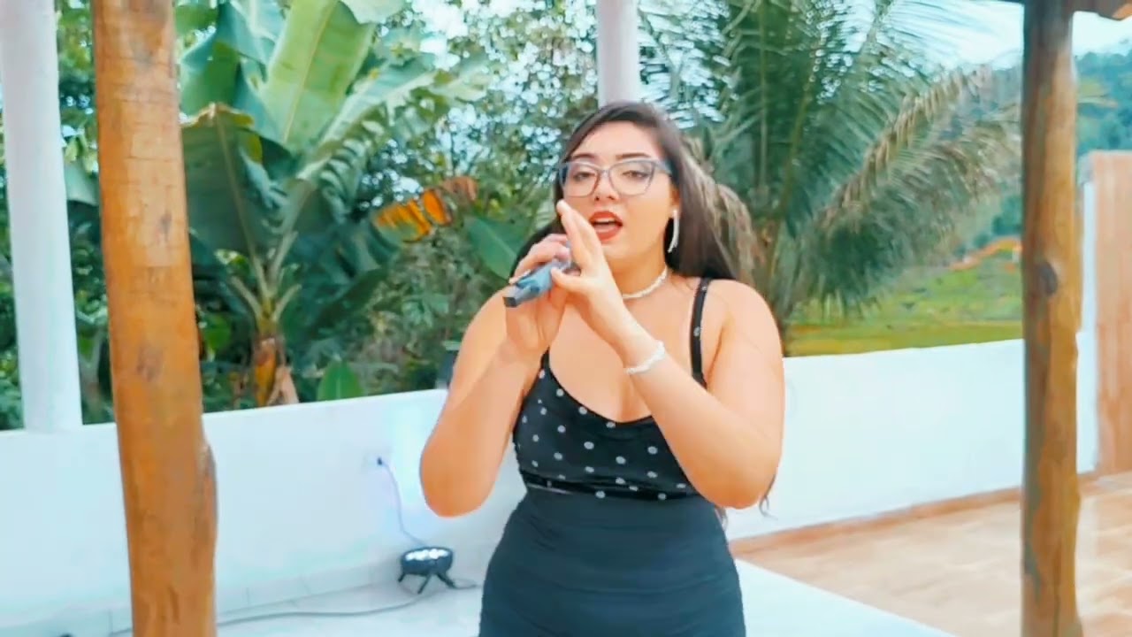 CAROL SOUZA  A MUSA NOSSO  JURAMENTO  AO VIVO 