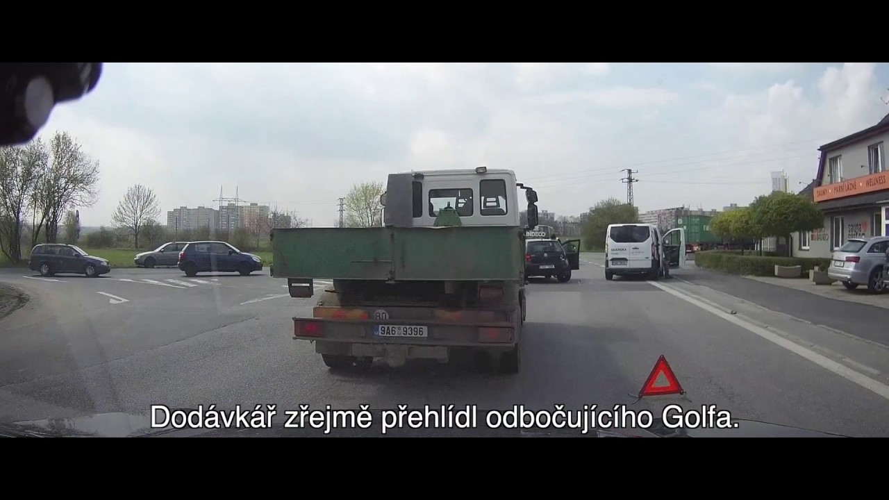 Dashcam #11 - road rage, retardovaní cyklozmrdi a opět ten bažant!