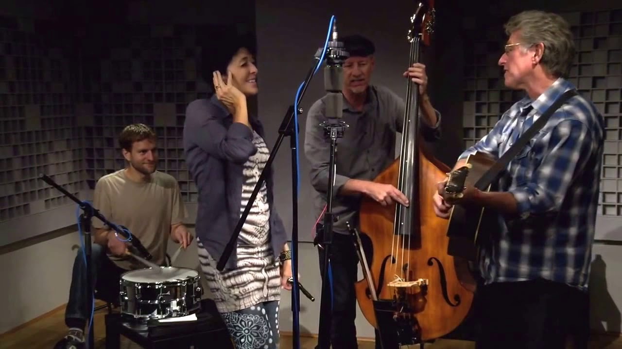 Nell and Jim Band [Live on Bluegrass Country] "Steel"