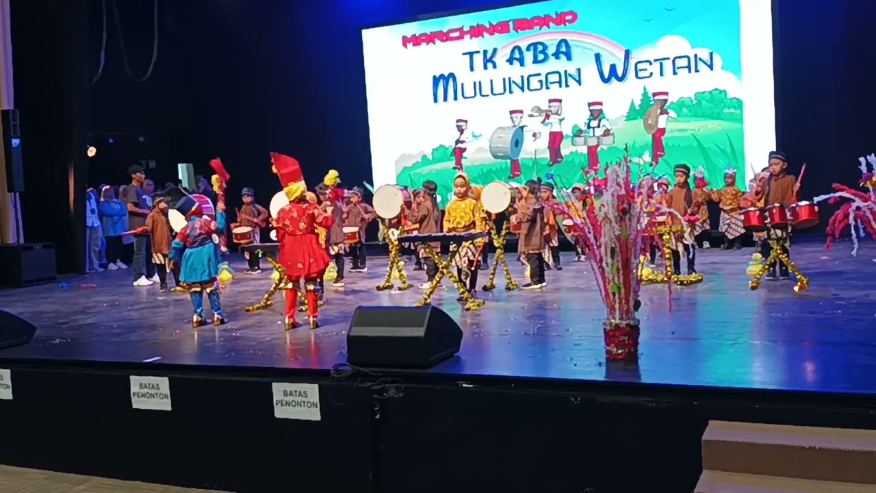 Dondong opo salak, by marching band TK Aba Mulungan di BBPPMPV seni dan budaya