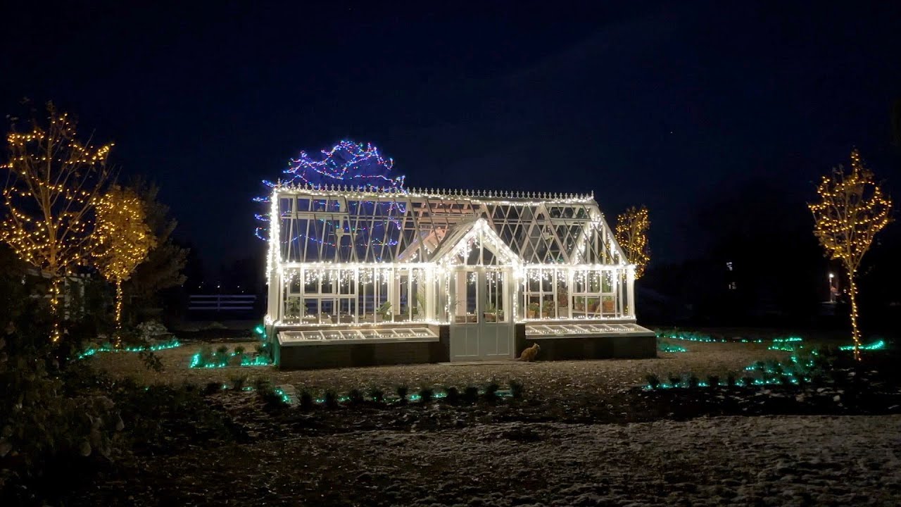Christmas Lights Around the Hartley! 😍🎄🥰 // Garden Answer