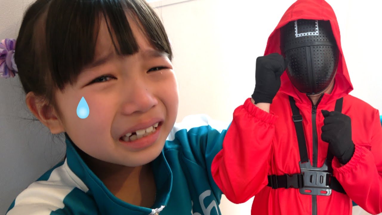 イカゲームごっこをしていたらまりちゃんが泣いちゃった！　だるまさんがころんだや型抜き、プッシュポップ対決！　誰が生き残るのか？　感動の結末★　教育　おうちあそび【まりちゃんいずちゃんチャンネル】