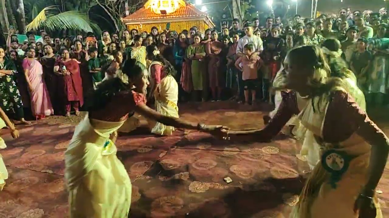 Group dance #dancevideo #yutubeviralvideo #dance #viralvideo #festivevibes 