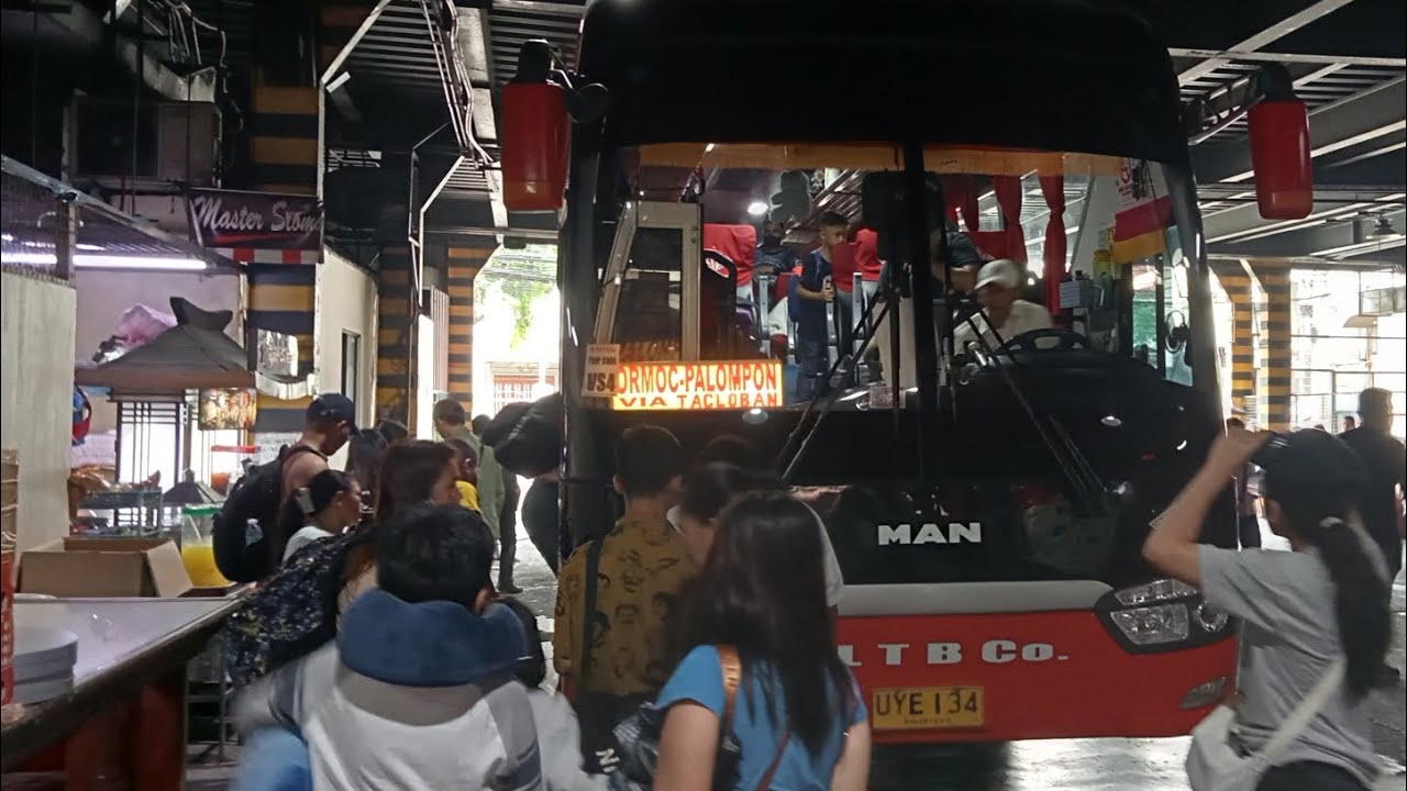 Napakadami pading pasahero pauwe ng Samar at Leyte.dagsa padin sa cubao buendia at pasay.