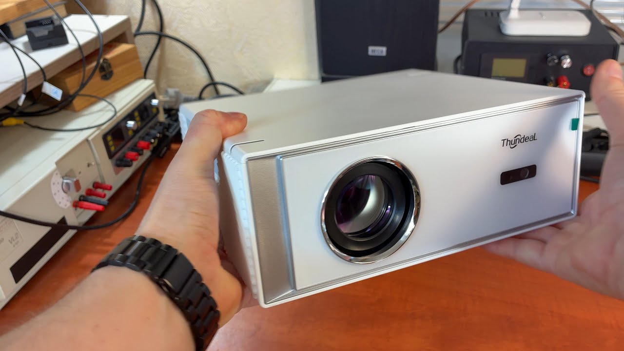 Проектор Thundeal TD95W —  хорошая картинка за копейки