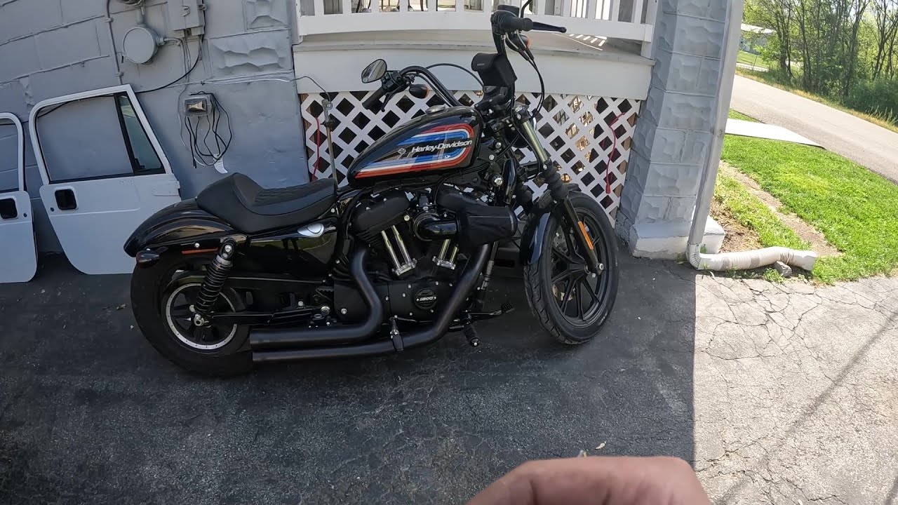 Cobra 909 Exhaust for the 1200 Sportster