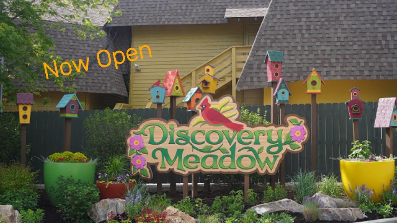 Discovery Meadow Walk Thru - Kentucky Kingdom Theme & Water Park