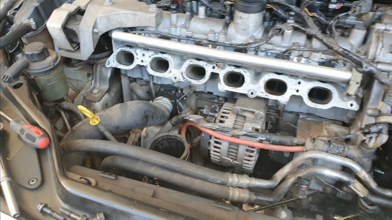 Volvo XC60 3.0 T6 2011 - Revisão do Sistema de Arrefecimento, Vazamento Tenebroso no Motor