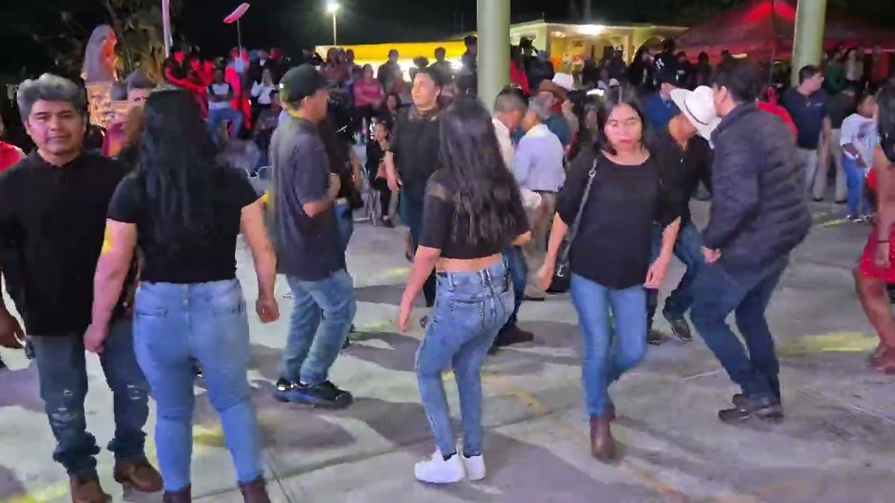 ✅️ Veloz de La Sierra 2025 - Baile en San Miguel Ejutla [8 Mayo]