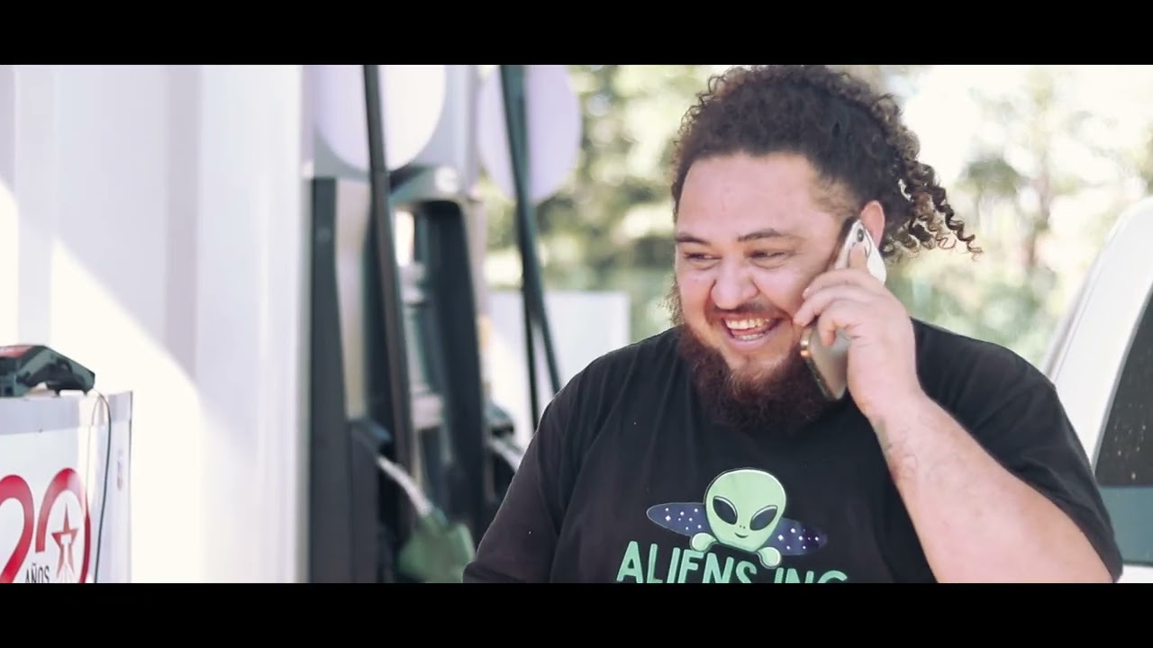 KBP EL ALIEN - EFECTIVO (OFFICIAL VIDEO)